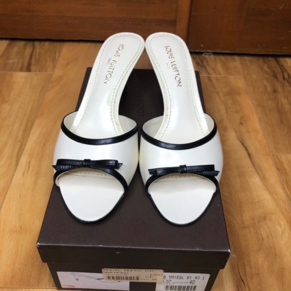 Vintage Louis Vuitton White Black Bow Kitten Heel, 'Magic Mules'